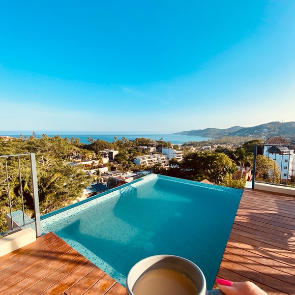 Meet your Posher, Laryssa - Picture 12 of 16